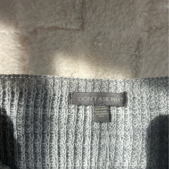 American Eagle “Don’t Ask Why” • Sweater Knit Halter Top - Picture 4 of 4